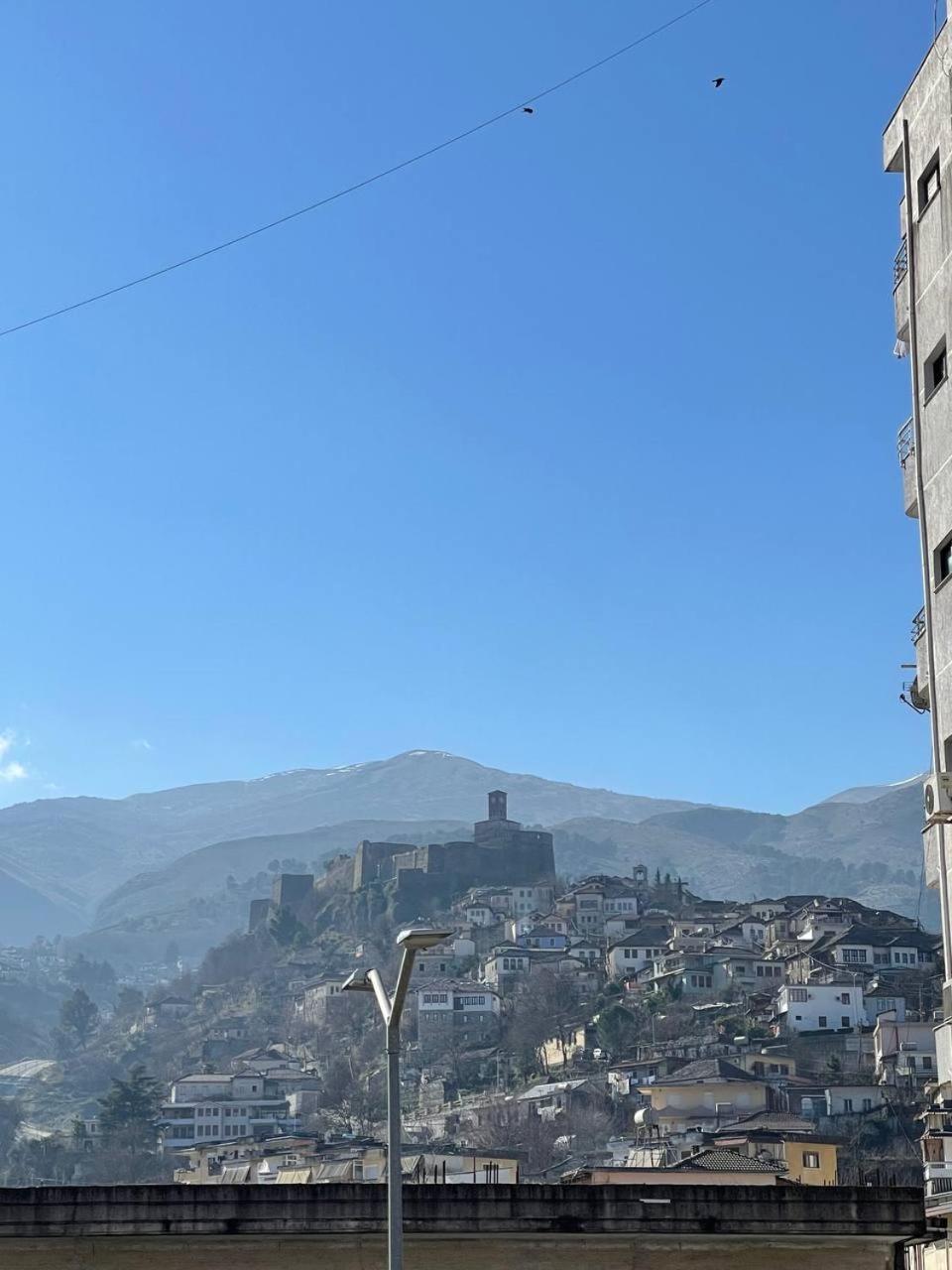 Bora Hotel Gjirokastër Esterno foto